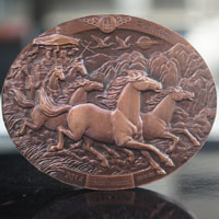 2014马年椭圆形大铜章 上海造币厂